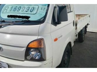 2017 hyundai h100 bakkie 2.6d dropside