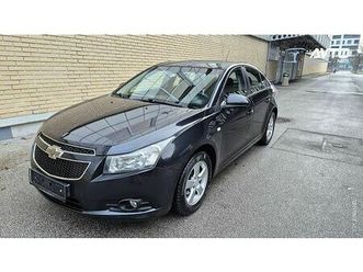 chevrolet cruze 1.6 lt-tempomat-multifunkcija-alu