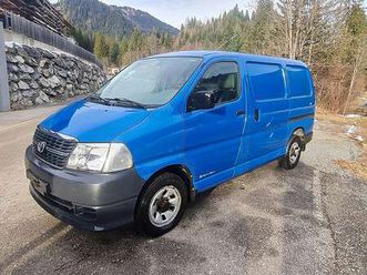 toyota hi ace hiace 2,5 d-4d 120 4wd kurz, allrad transporter / kastenwagen