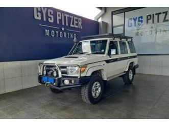 2017 toyota land cruiser 76 4.5 d v8 station wagon