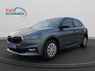 skoda fabia 1.0tsi selection+4j/120tkm gar+rfk+kessy+s