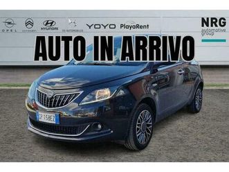 1.0 firefly 5 porte s&s hybrid ecochic silver