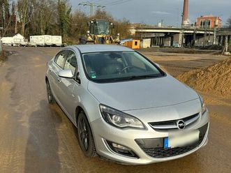 opel astra j 1.4 turbo notchback / 140 ps / 78.500 km / 2. hand