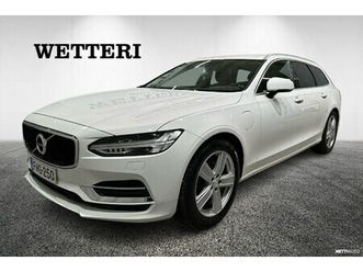 t8 awd business aut **voc / acc / koukku / juuri huollettu**