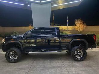 2022 gmc denali 3500 hd * only 32k