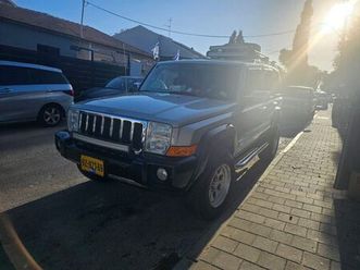 limited אוט׳ בנזין 4.7 (303 כ״ס)