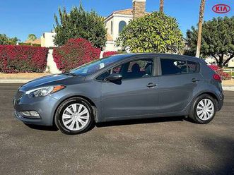 2016 kia forte 5-door lx