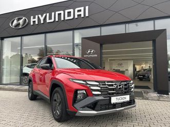 hyundai tucson 26 1,6 tgdi 4x4 dct go czech!