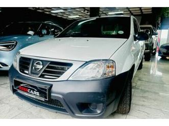 2021 nissan np200 1.6 a/c safety pack