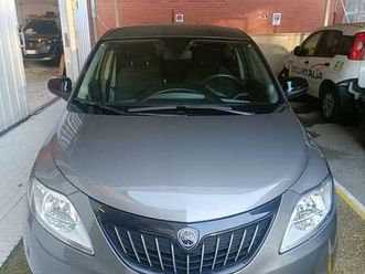 ypsilon iii 1.0 hybrid silver s passaggio incluso