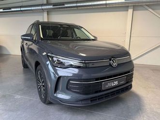volkswagen tiguan tiguan 1.5 etsi -dsg - navi- apple carplay- camera