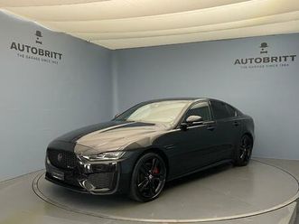 jaguar xe 2.0 t 300 r-dynamic se awd