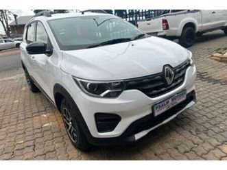 2022 renault triber 1.0 expression