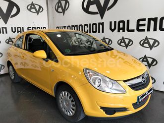 opel corsa 1.2 essentia