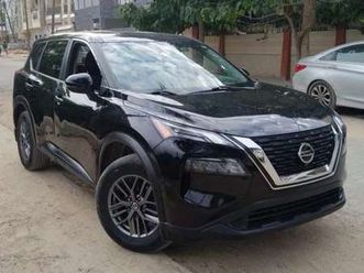 nissan rogue 2021 - patte d‘oie | expat-dakar