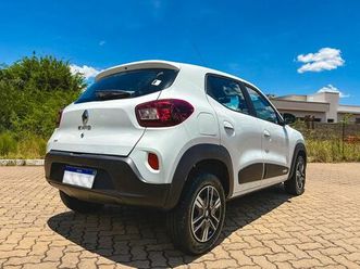 renault kwid intense 1.0 flex 12v 5p mec. 2023