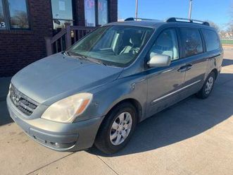 2007 hyundai entourage