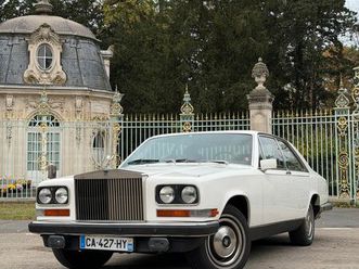 magnifique rolls royce camargue faible km