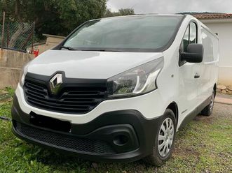 renault trafic long