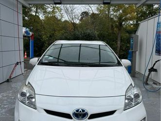 toyota prius 3