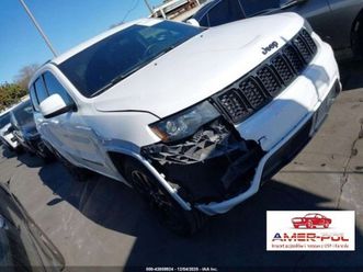 jeep grand cherokee altitude, v6, od ubezpieczalni 3.6 benzyna 293km