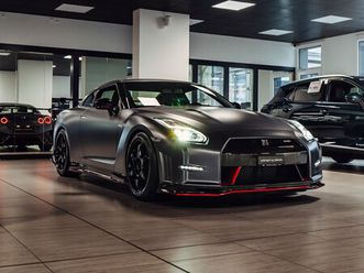 gt-r 3.8 v6 biturbo nismo