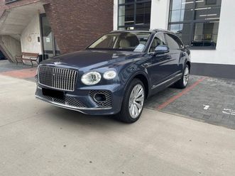 bentley bentayga v8 awd, pano, tv, 360 cam, navi