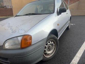 toyota starlet voiture