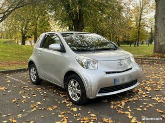toyota iq 1.0 68 faible km embrayage neuf