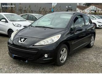 peugeot 207 1.4 essence 75 cv 2011 107 000 km
