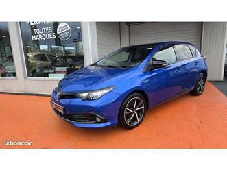 toyota auris hsd 136h collection