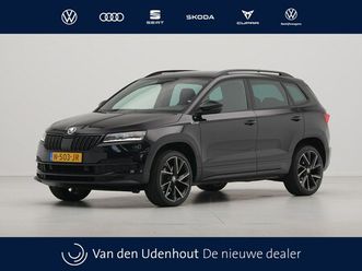 skoda karoq - 1.5 tsi act 150pk sportline navigatie trekhaak camera keyless stoelverwarming 37 voorruit
