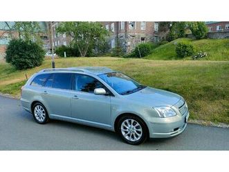 avensis kombi 2.0 d-4 vvt-i manuell - executive paket