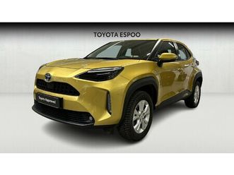 1,5 hybrid active ** 1-om/ suomi-auto / pluspaketti / navi / toyota approved turva **