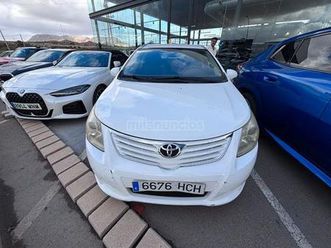 toyota - avensis 2.0 d4d active cross sport