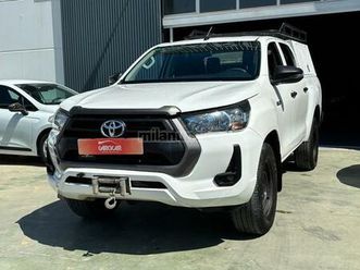 toyota - hilux 2.4 d4d cabina doble gx