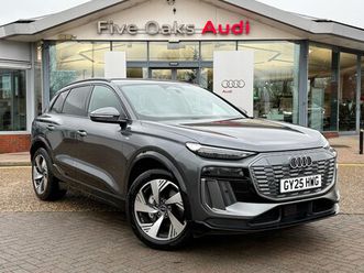 2025 (25) - 100kwh s line suv 5dr electric auto quattro (388 ps)