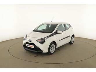toyota aygo 1.0 vvt-i x-play x-shift