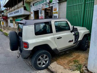 troller t-4 4x4 3.2 20v tdi cap. rígida diesel 2015