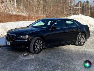 2014 chrysler 300s—-low mileage