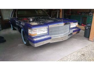 CADILLAC DEVILLE 1984-cadillac-coupe-deville-kandy-blue
