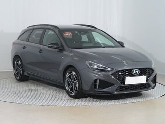hyundai i30 n-line 1.5 t-gdi mhev 48v automat, serv.kniha, navigácia