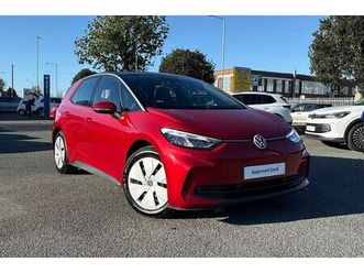 2025 (75) - 125kw essential pure 52kwh 5dr auto