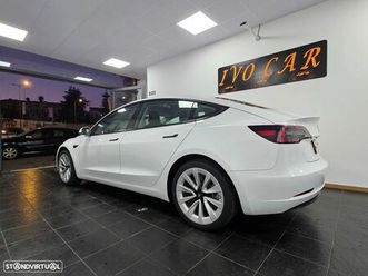 tesla model 3 tração traseira
