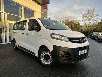 opel vivaro combi zafira life vivaro minibus l3 1.5d 120ch edition