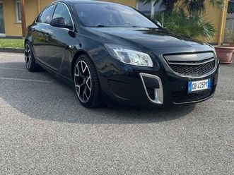 opel insignia 2.8 turbo 4x4 325cv 4 porte opc