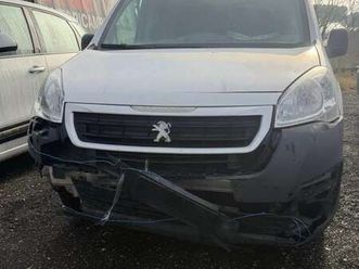 peugeot partner 2018 1.5 hdi bh02 sinistrato