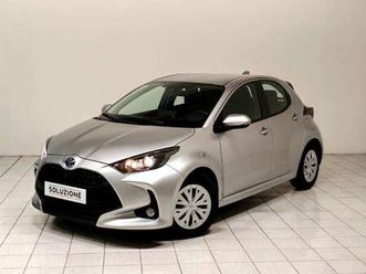 yaris 1.5 full hybrid 5p active