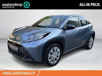 toyota aygo x 1.0 vvt-i mt play