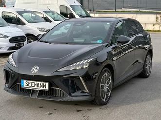 mg4 luxury 64 kwh*klimaaut*sh*lrh*teilleder*360°